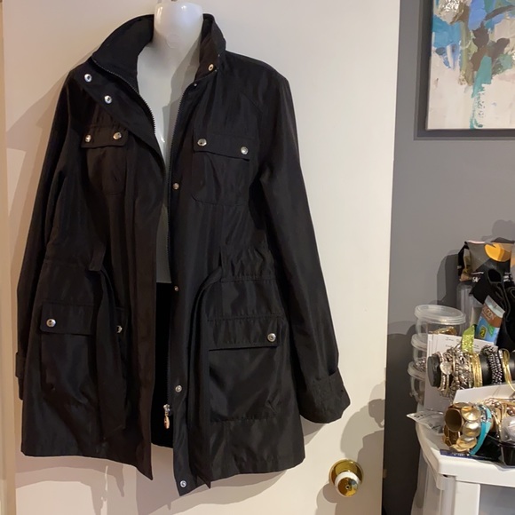 🍒 LIZ CLAIBORNE Jacket w/ Rain Hood & Belt!!! - Picture 11 of 12